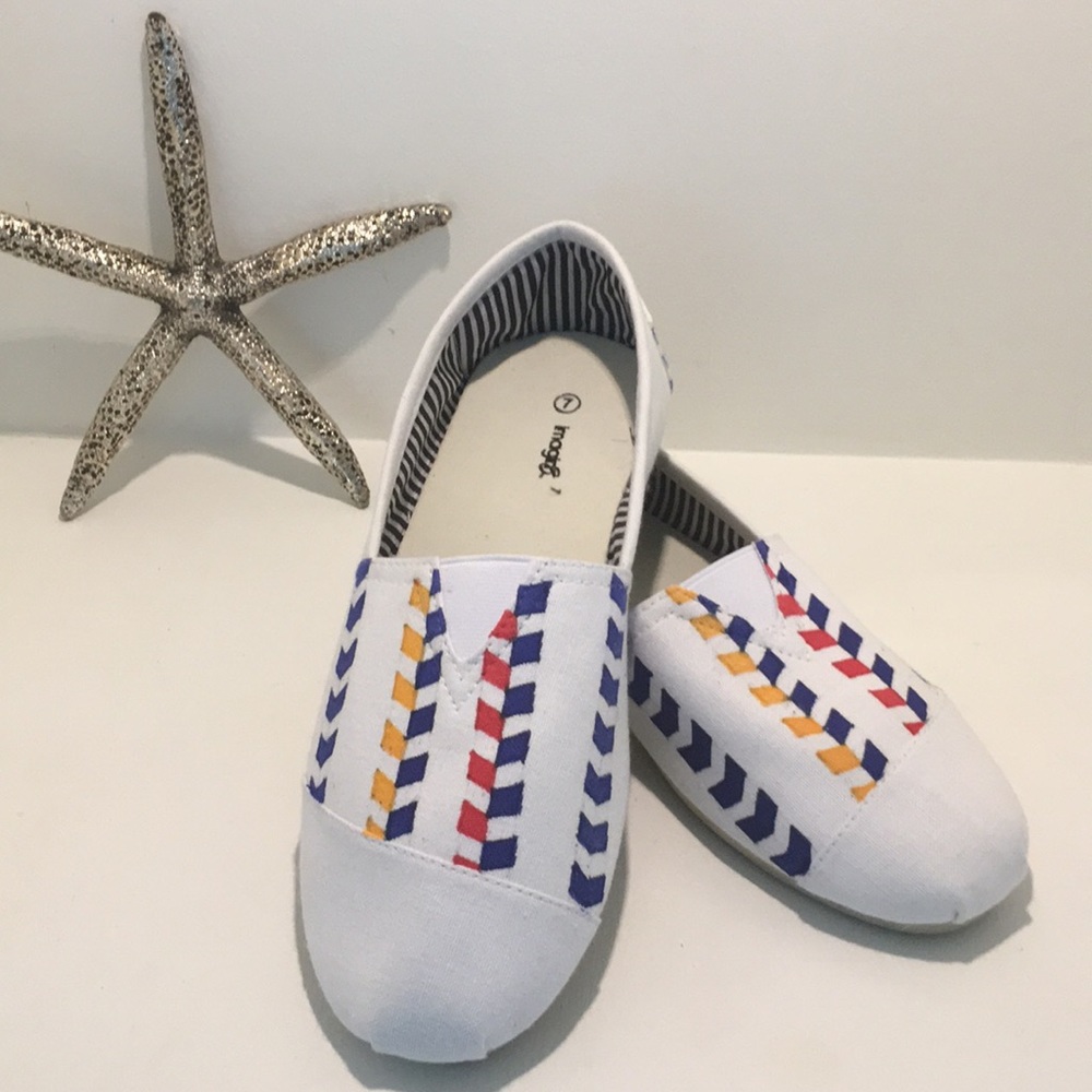 Hand drawn chevron design shoes